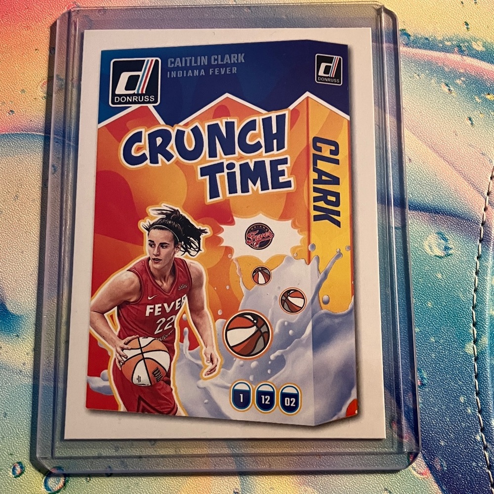 Caitlin Clark Crunch Time WNBA Basketball Card Indiana Fever